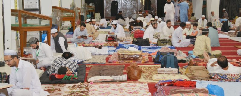 aitekaf iiu faisal masjid